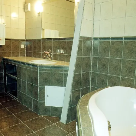 Hotel Park 2*